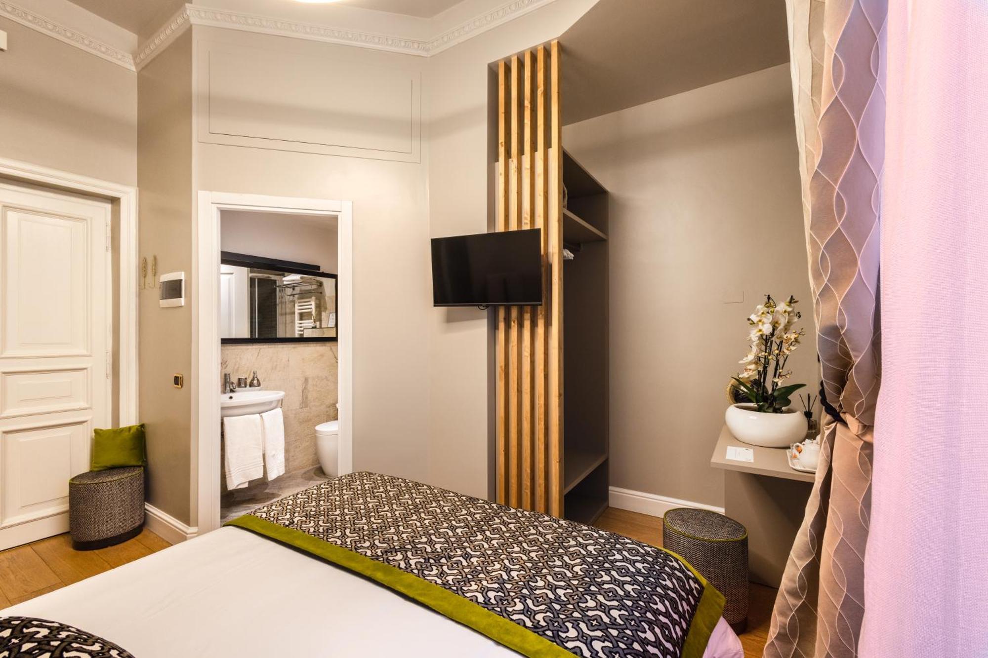 Mybedcavour Hotel Rome Exterior photo