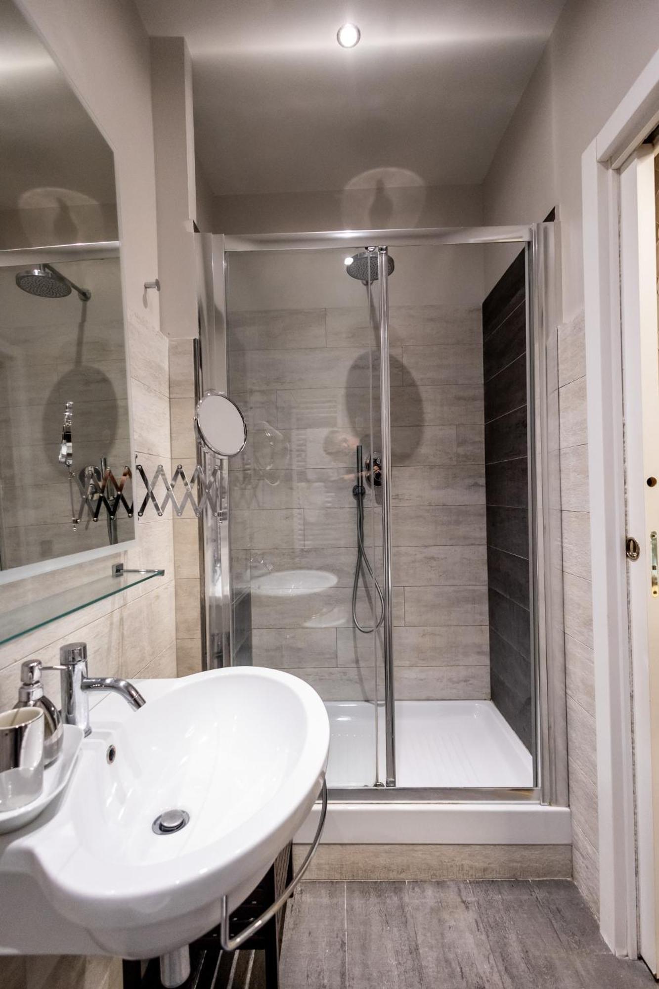 Mybedcavour Hotel Rome Exterior photo