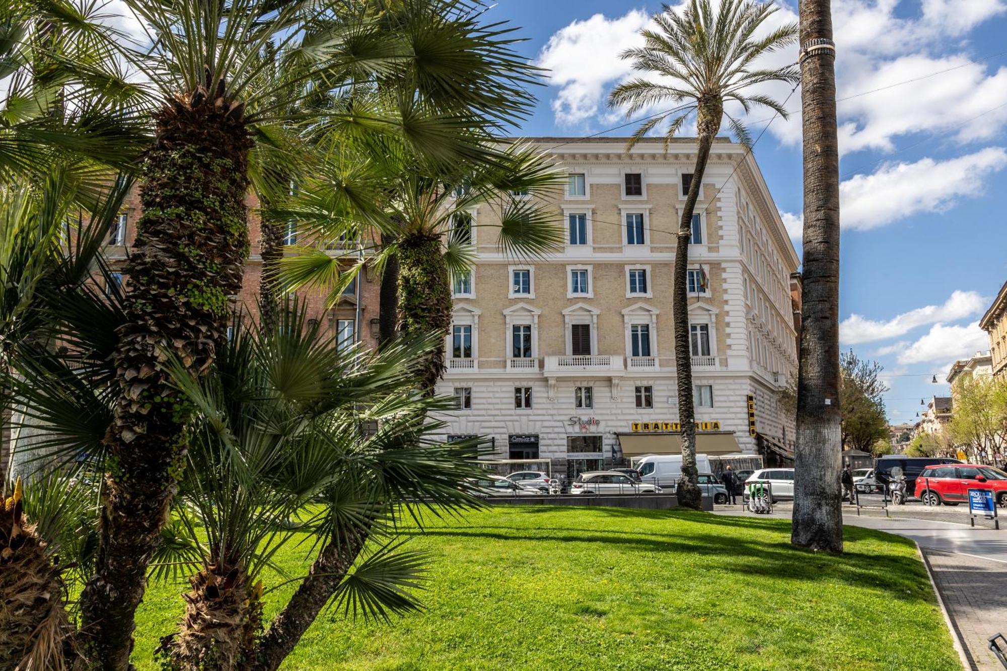 Mybedcavour Hotel Rome Exterior photo